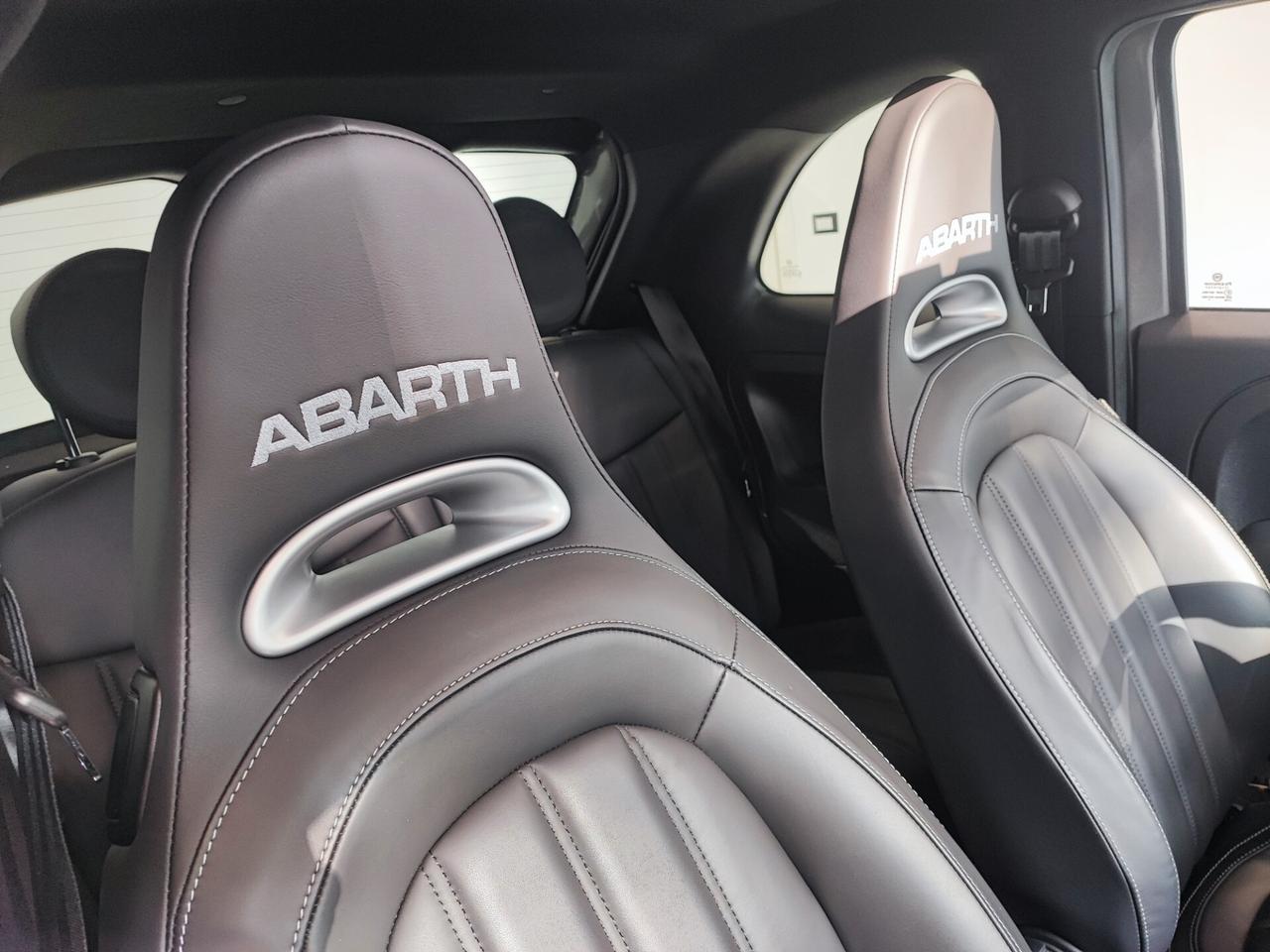 Abarth 595 1.4 Turbo T-Jet Turismo FULL OPTIONAL