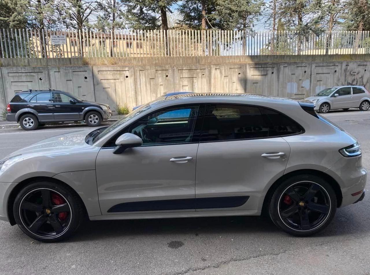 Porsche Macan GTS 381 CV SPORT DESIGN