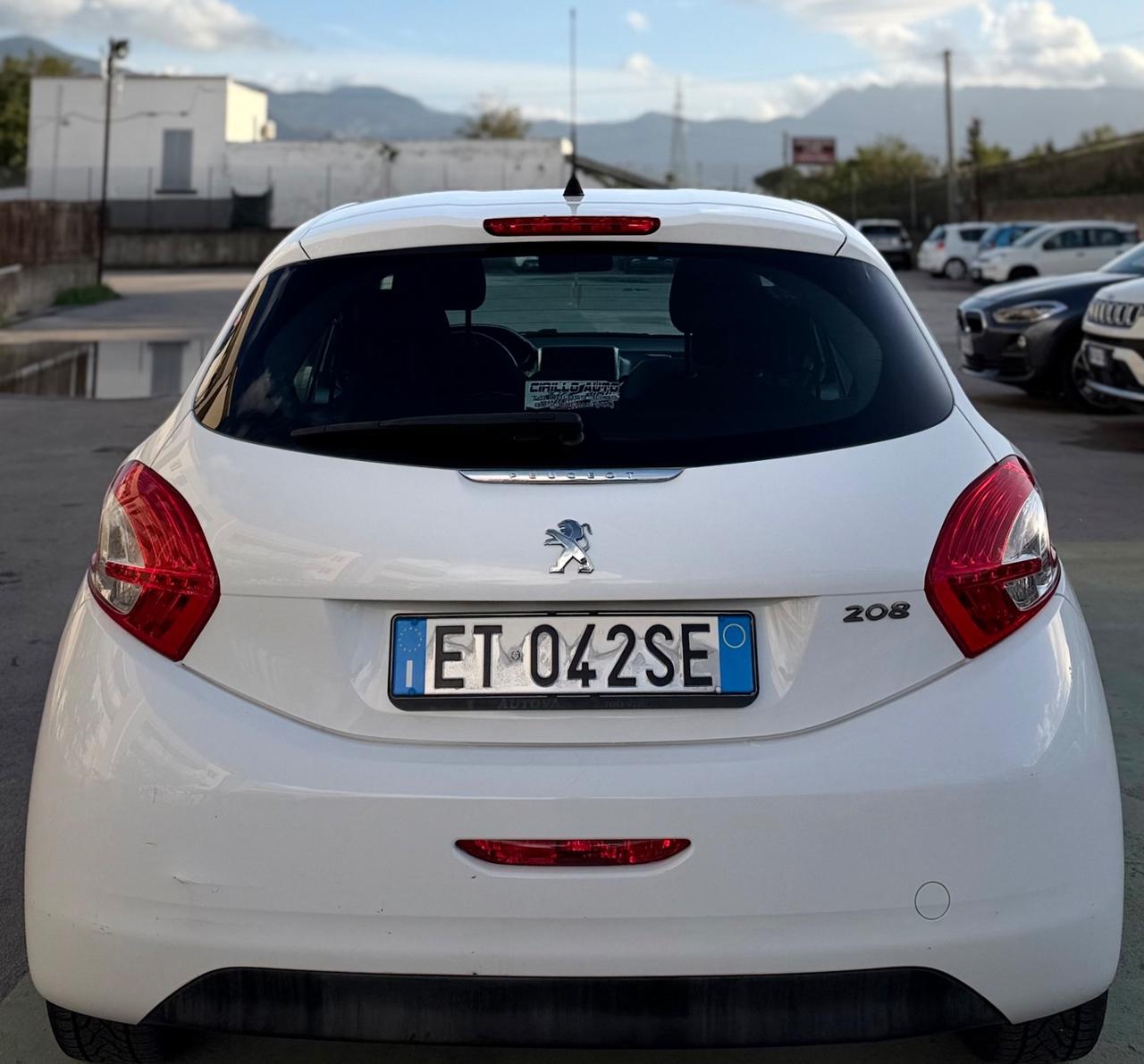 Peugeot 208 1.2 Gpl Allure 82 Cv