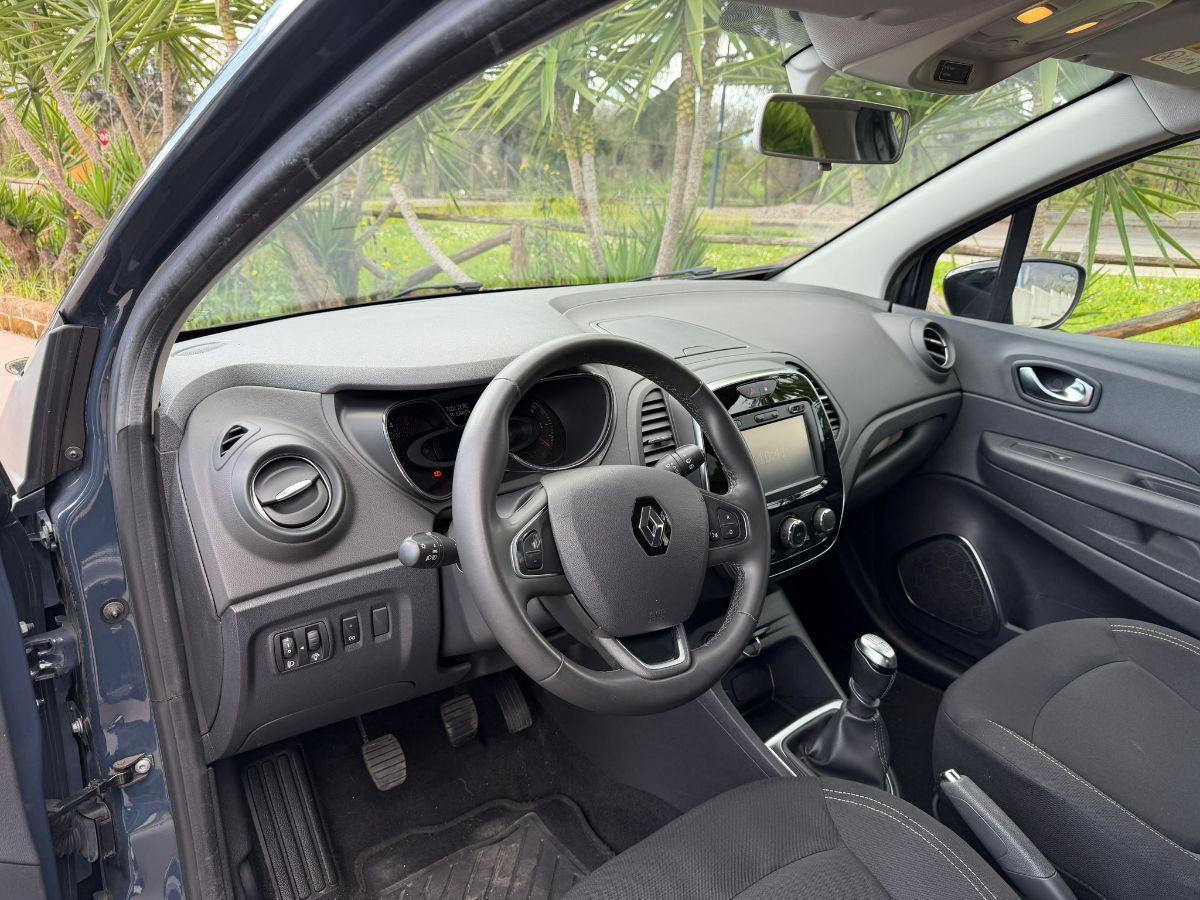 RENAULT - Captur - dCi 8V 110 CV S&S Energy Initiale Paris