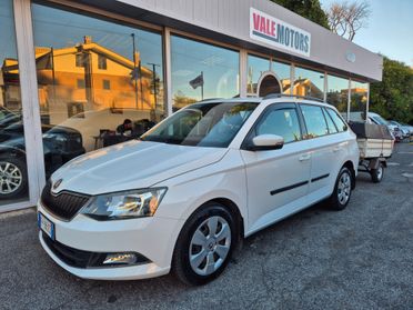 Skoda Fabia GANCIO TRAINO CARRELLO