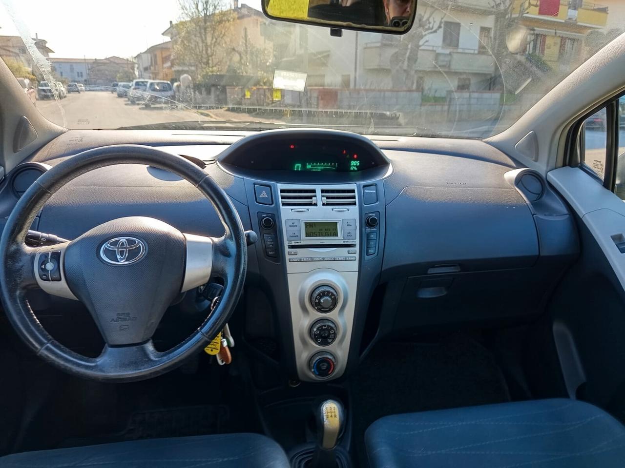 Toyota Yaris 1.0 5 porte Sol