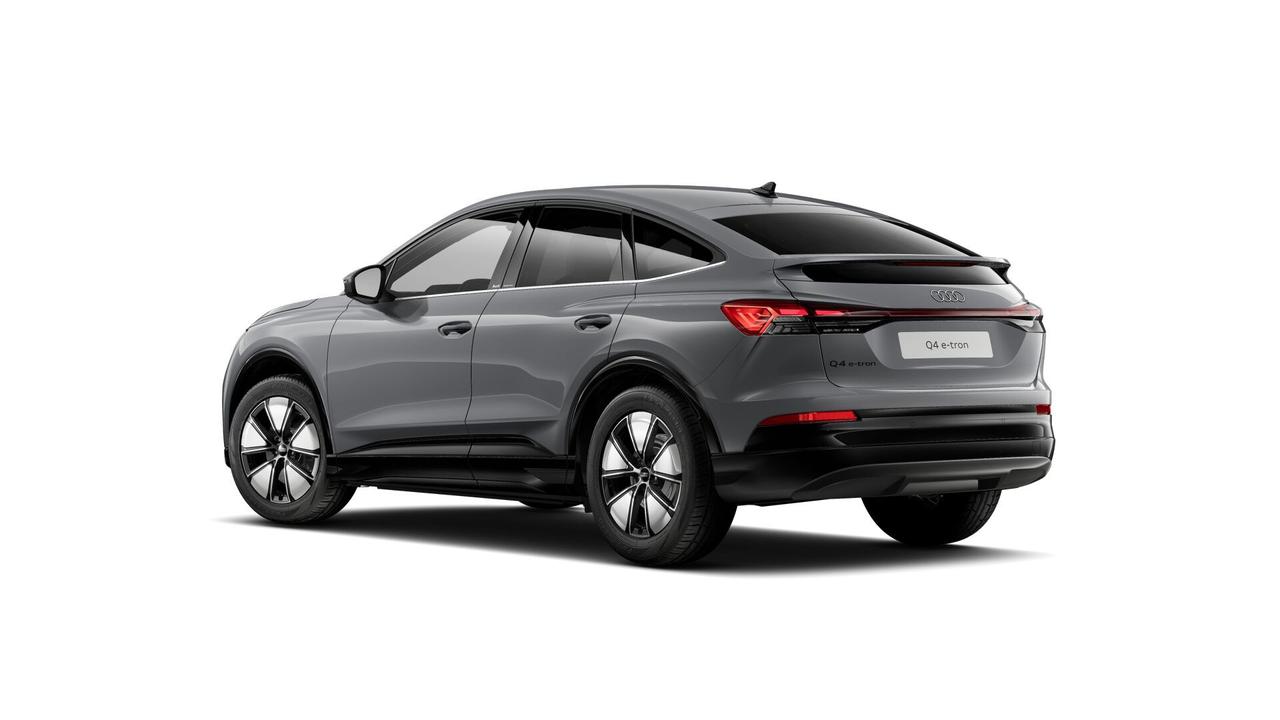 AUDI Audi Q4 Sportback Business e-tron 150,00 kW