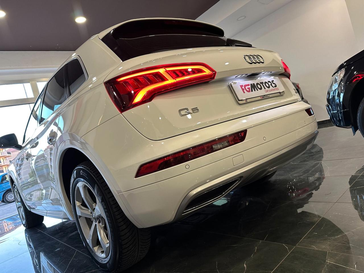 Audi Q5 2.0 TDI quattro S tronic Sport