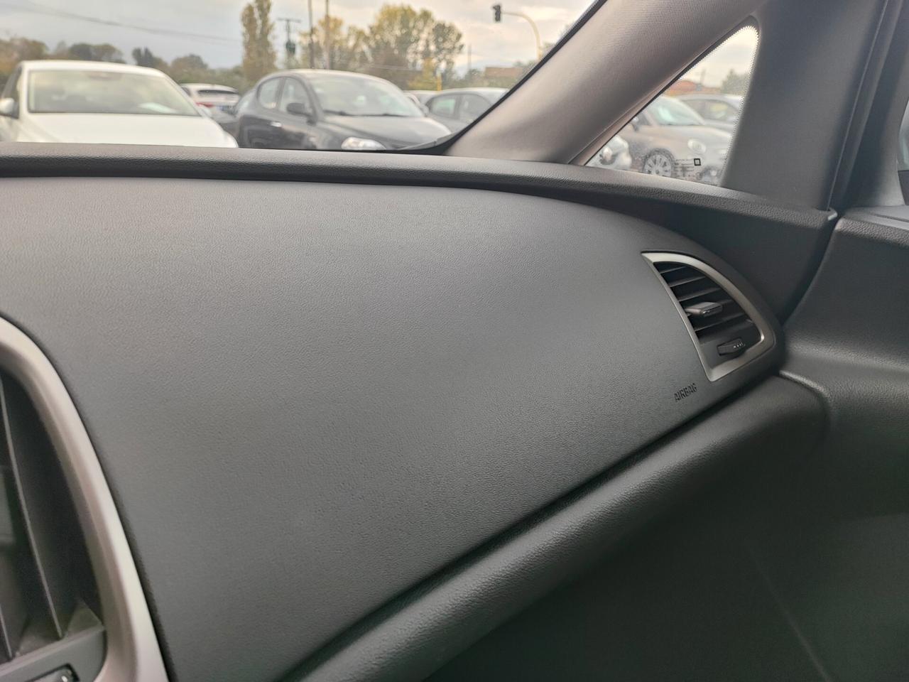 Opel Astra 1.6 115CV Sports Tourer Cosmo