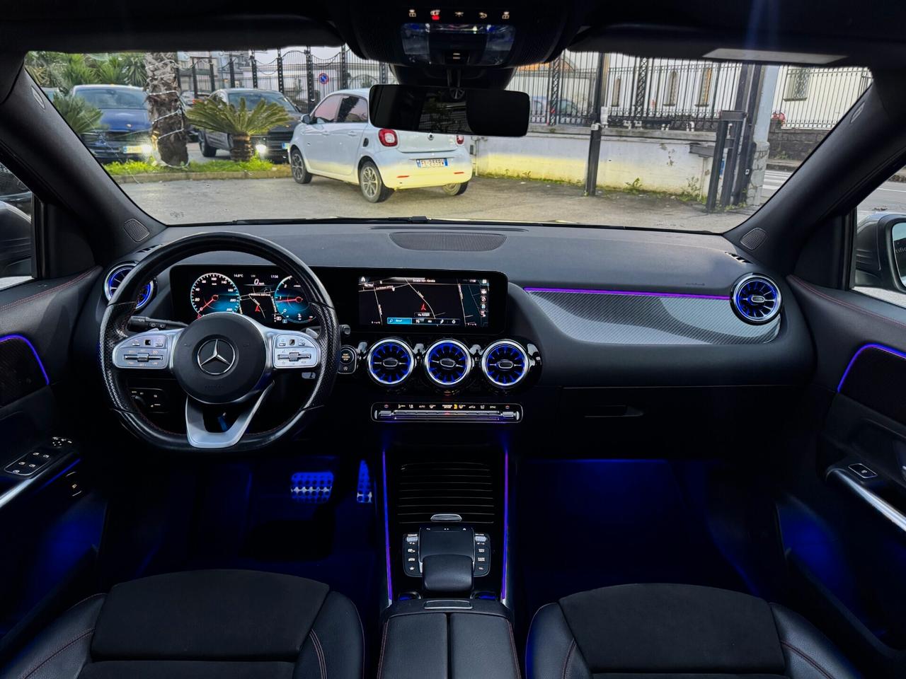 Mercedes-Benz GLA 200 d Premium AMG TETTO