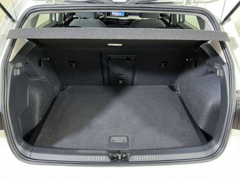 Volkswagen Golf Golf 1.5 tgi Life 130cv