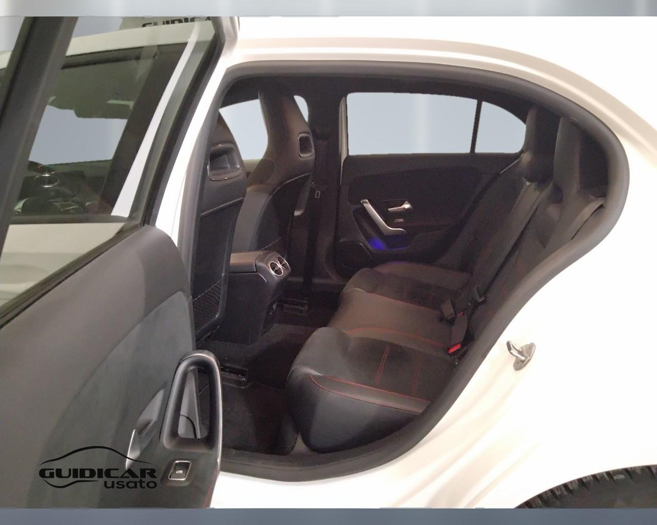 Mercedes-Benz Classe A - W177 2018 - A 180 d Premium auto