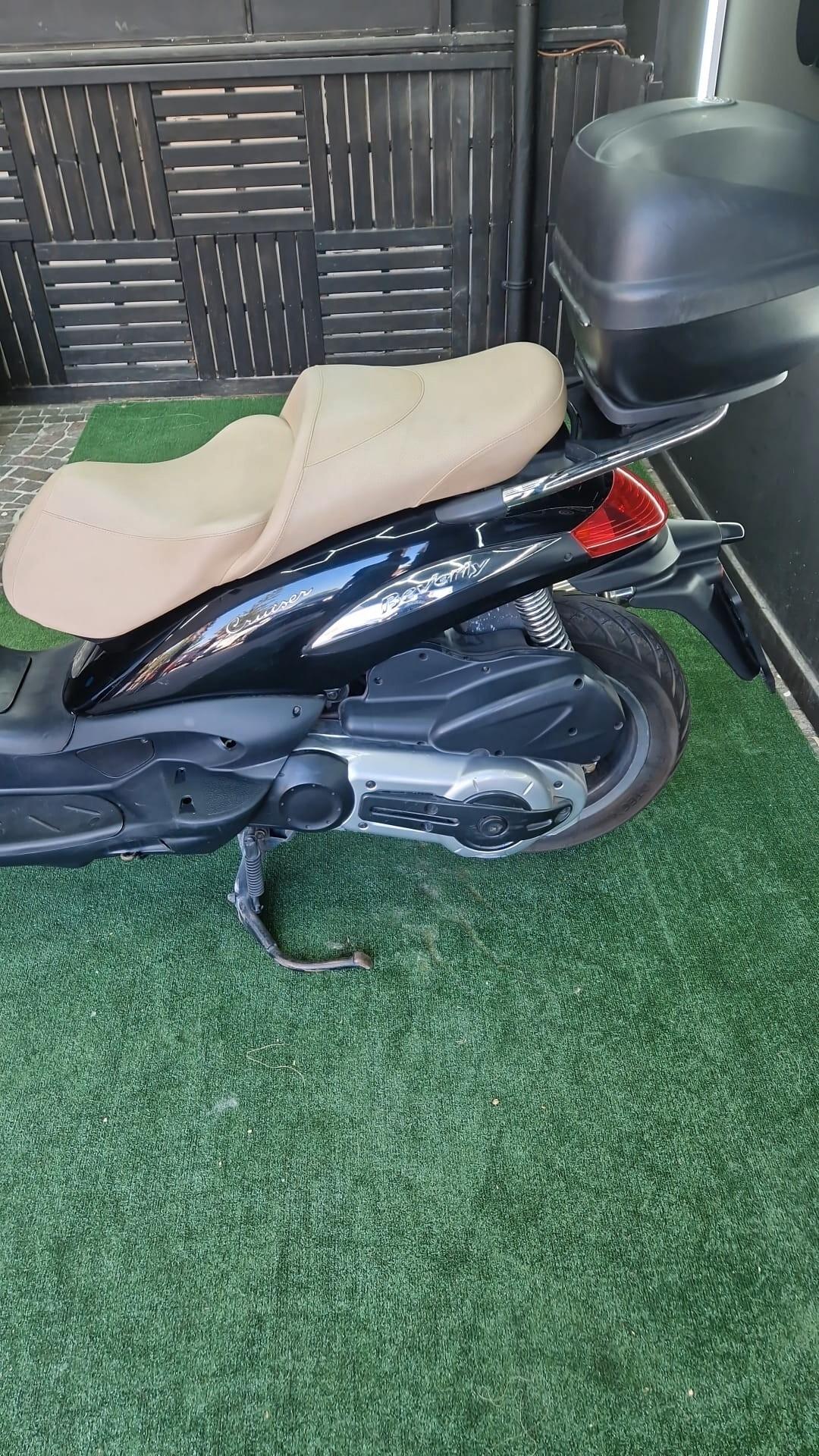 Piaggio Beverly CRUISER 500