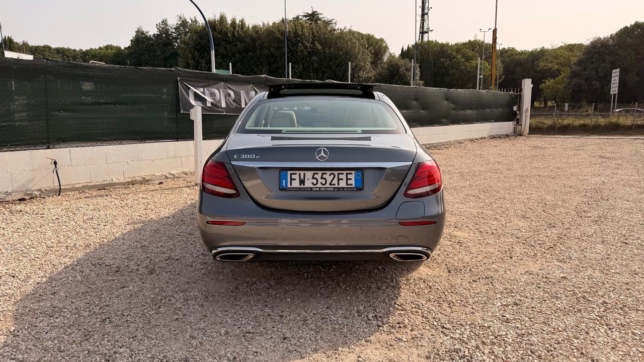 Mercedes-benz E 300 Auto EQ-Power Premium Plus