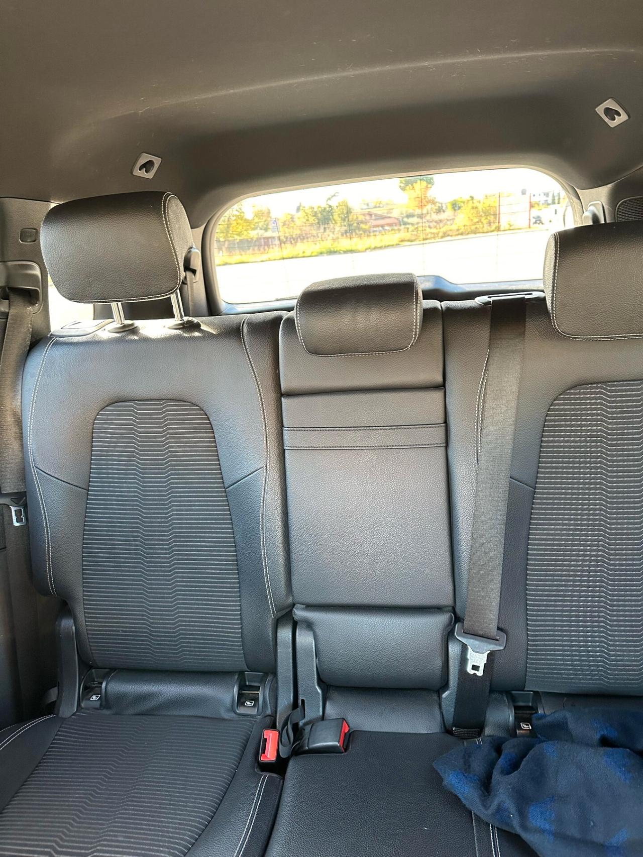 Mercedes-Benz GLB 200 GLB Sport Plus Easy Tech auto 7p