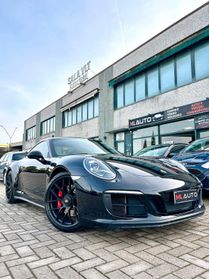 Porsche 911 3.0 Carrera 4 GTS Coupé