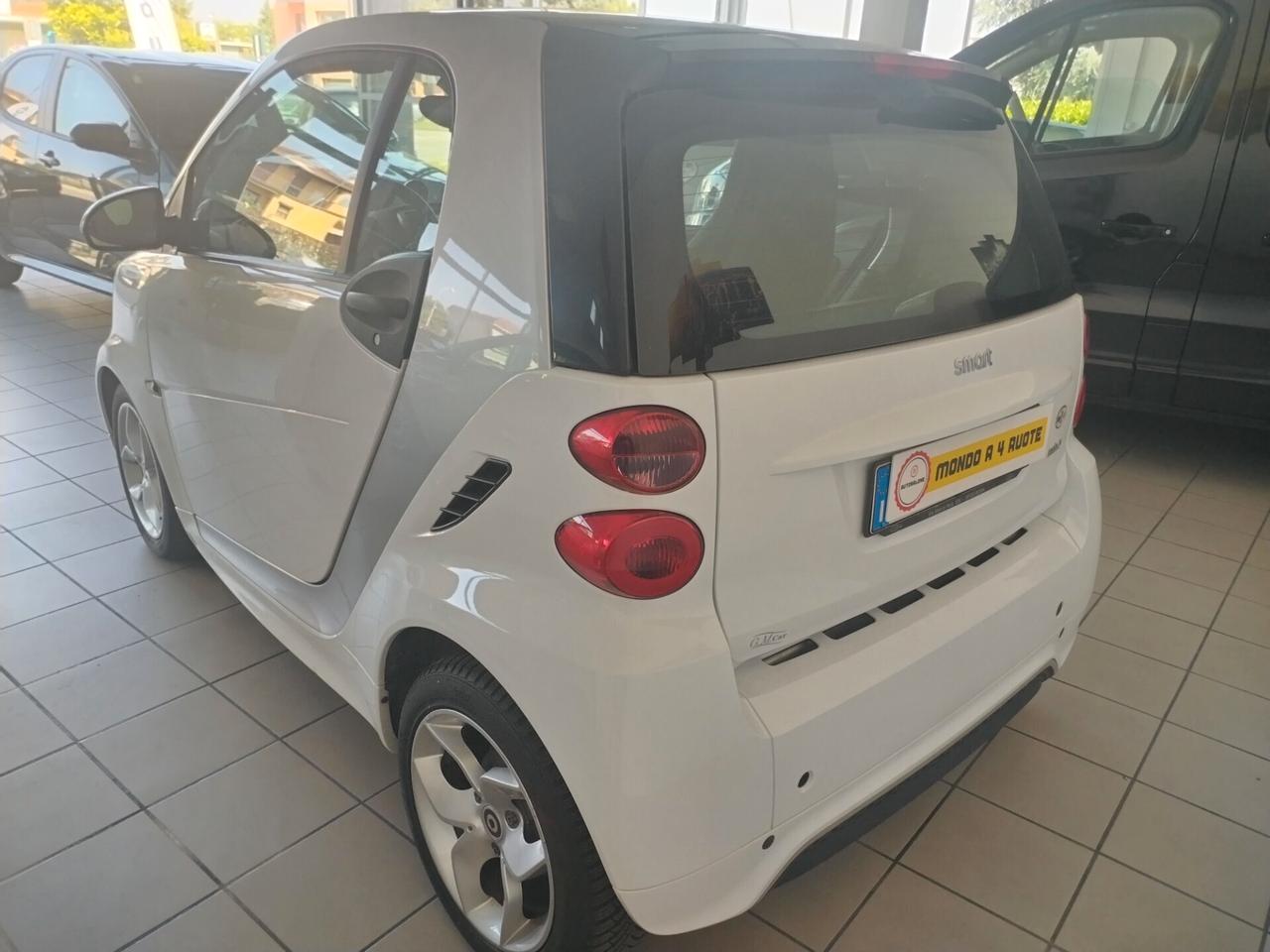 Smart ForTwo 1000 62 kW coupé pulse