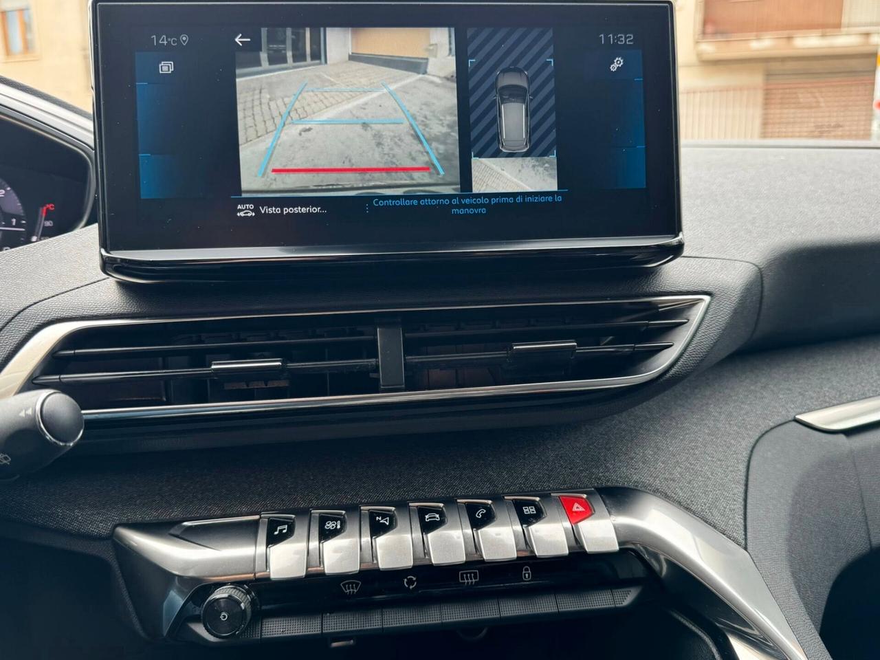 PEUGEOT 3008 1.5 HDI EAT8 ALLURE PAK PERFETTA