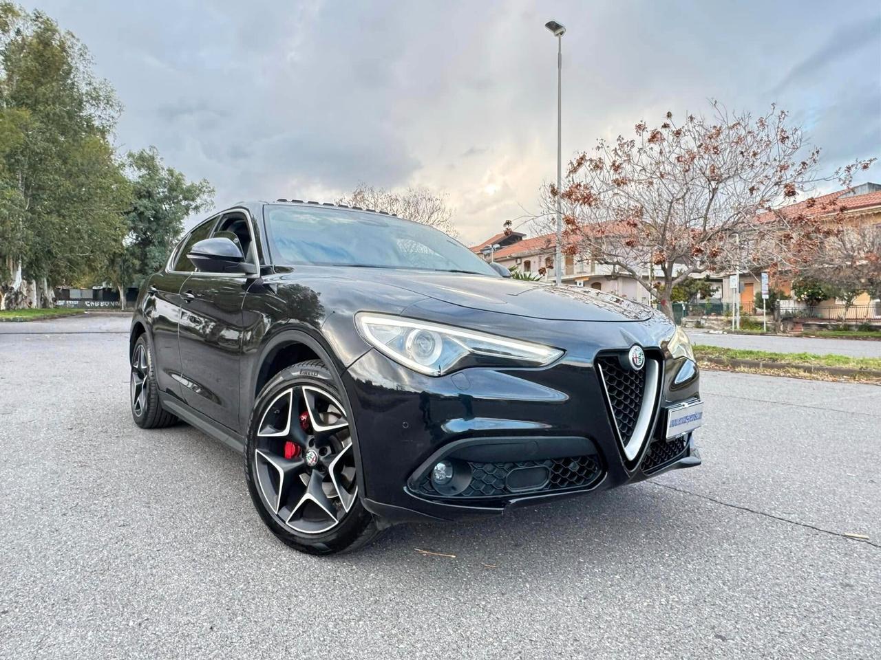 Alfa Romeo Stelvio 2.2 Turbodiesel 210 CV AT8 Q4 Lusso - 2017