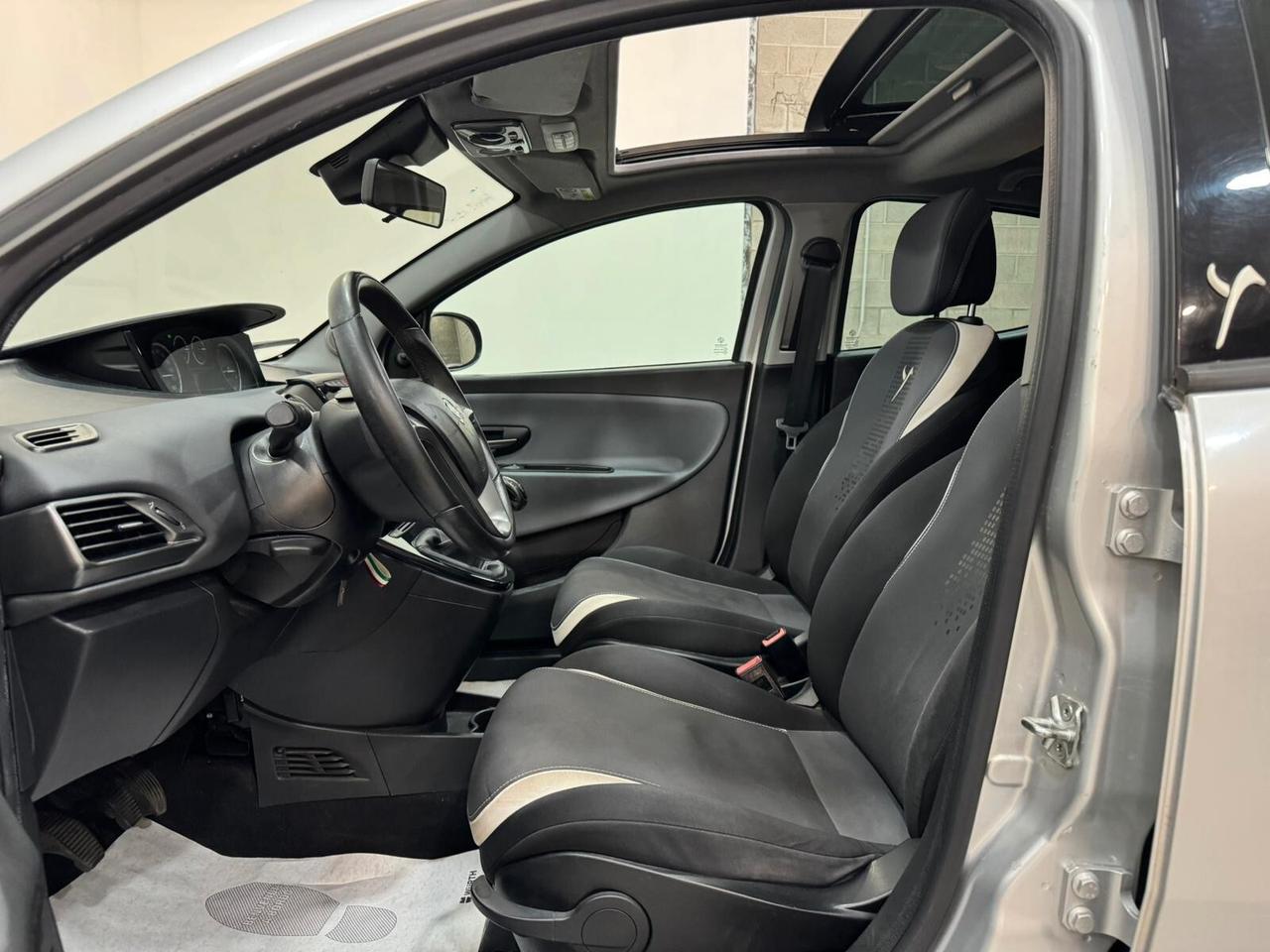 Lancia Ypsilon 1.3 MJT 16V 95 CV 5 porte S&S Platinum