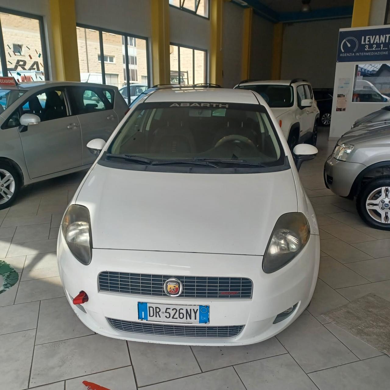 NEOPATENTATI GRANDE PUNTO 1.3MJTD 90CV