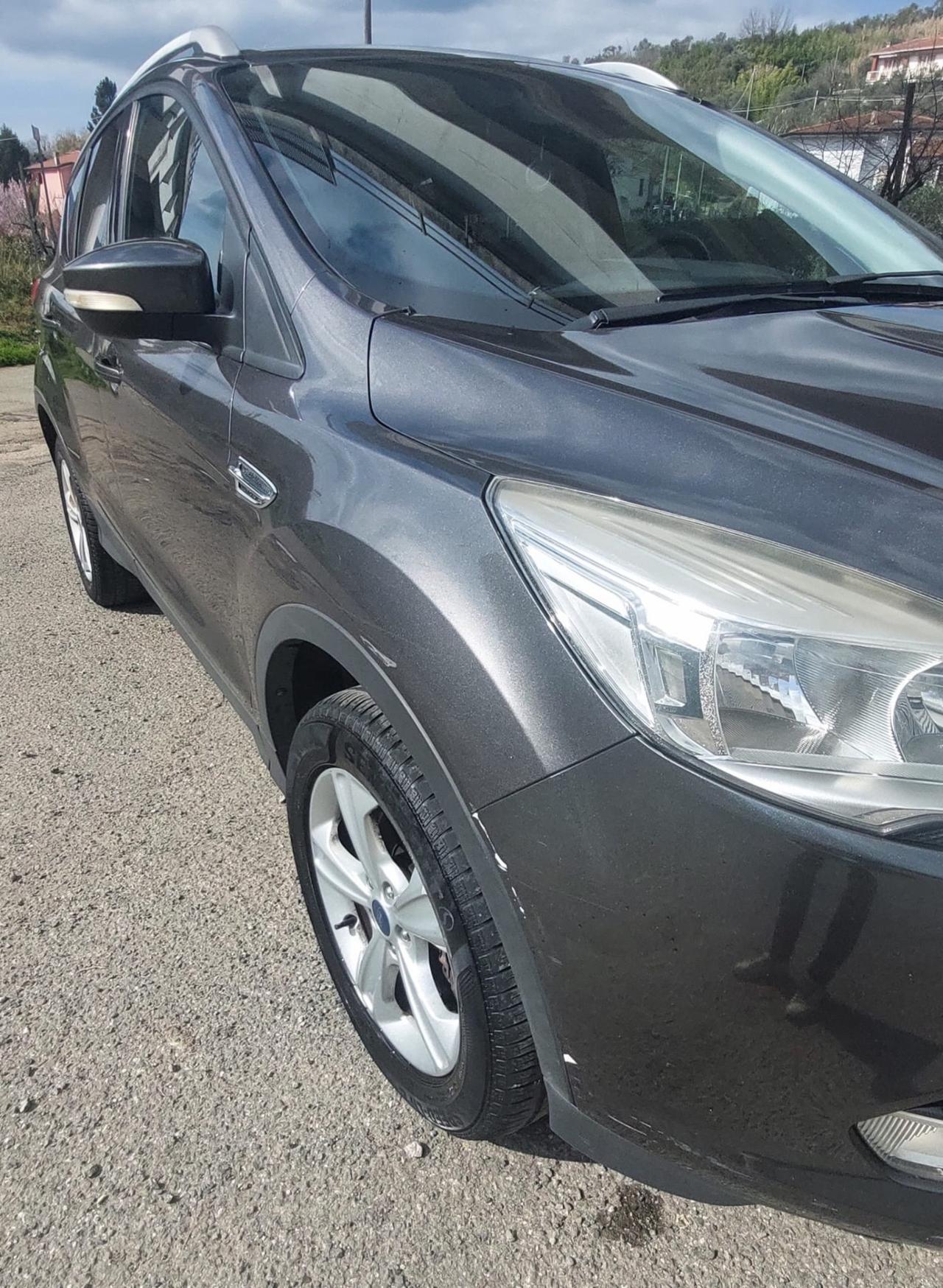 Ford Kuga 2.0 TDCI 150 CV S&S 2WD Titanium