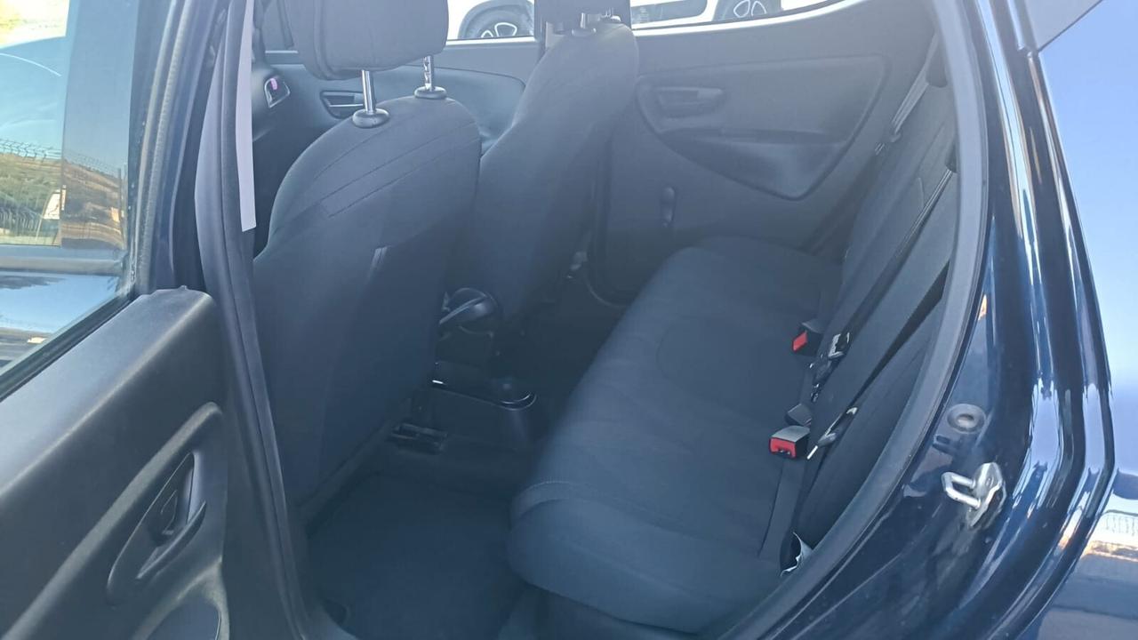 Lancia Ypsilon 1.2 69 CV 5 porte GPL Ecochic Gold