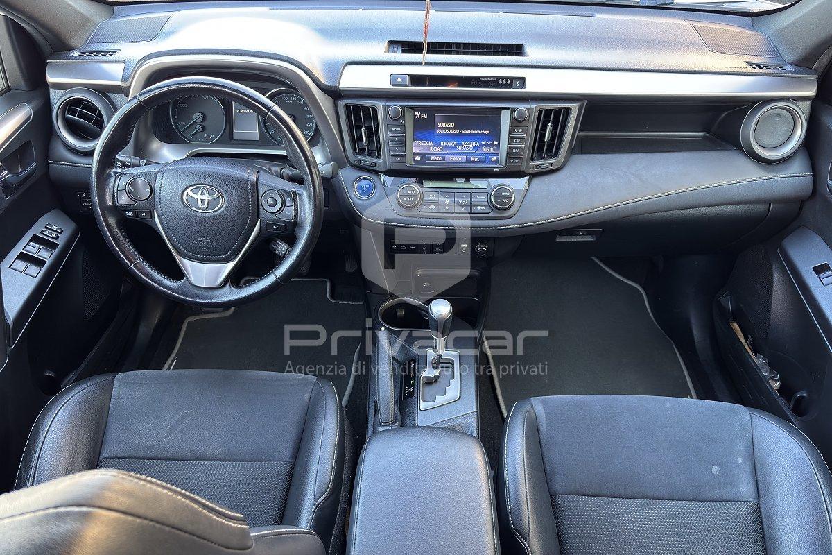 TOYOTA RAV4 2.5 Hybrid 2WD Style