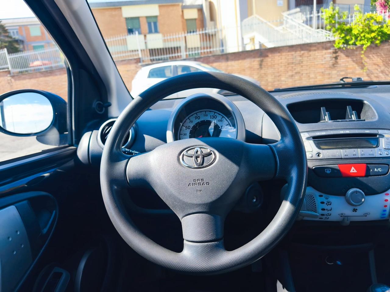 Toyota Aygo 1.0 12V VVT-i 5 porte Sol