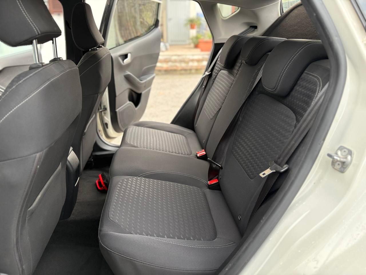 Ford Fiesta 1.0 Ecoboost Hybrid 125 CV 5 porte ST-Line