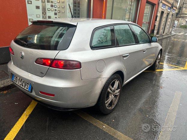 Alfa Romeo 159 1.9 JTDm 150CV Sportwagon Progressi