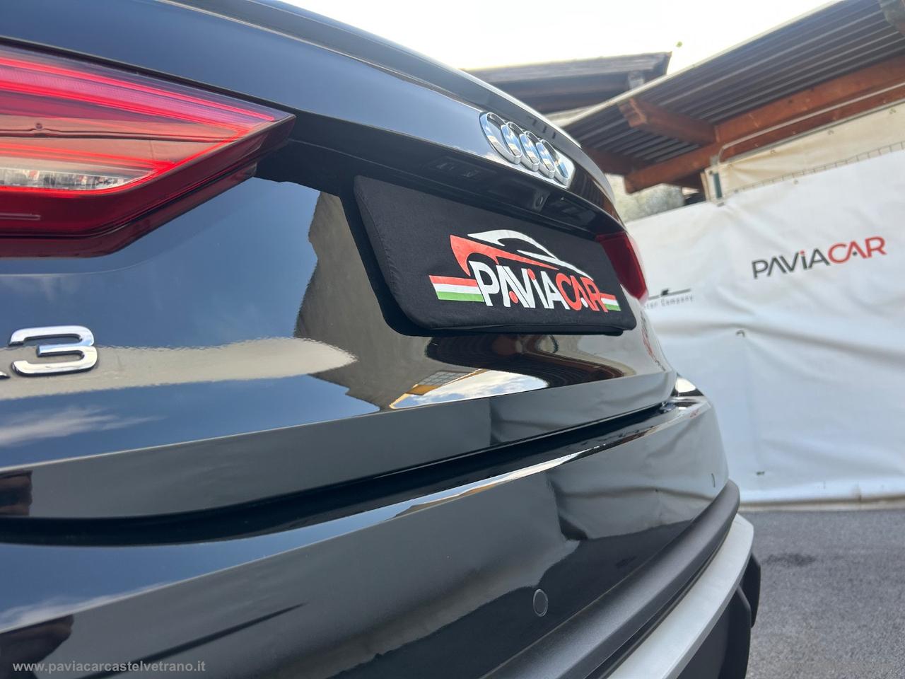 AUDI Q3 SPB 35 TDI S tronic Identity Black