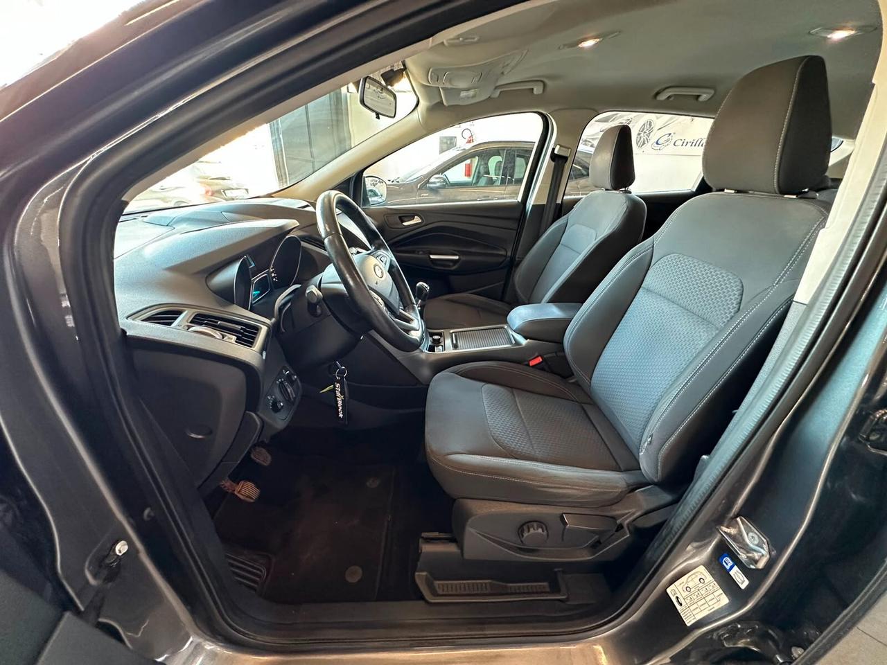 Ford Kuga 2.0 TDCI 150 CV S&S 2WD Titanium