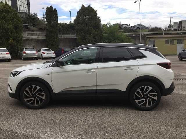 Opel Grandland X Ultimate 2.0 TD 177 cv at8 - Veicolo Usato