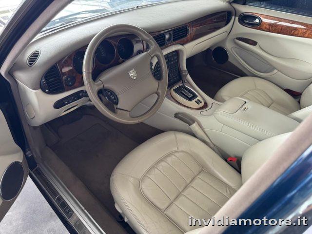 JAGUAR XJ 4.0 V8 Sovereign ASI CRS