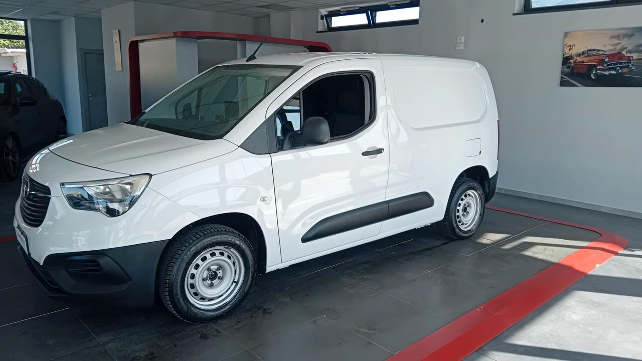 Opel Combo Cargo 1.5 Diesel 100CV S&S PC 650kg Edition