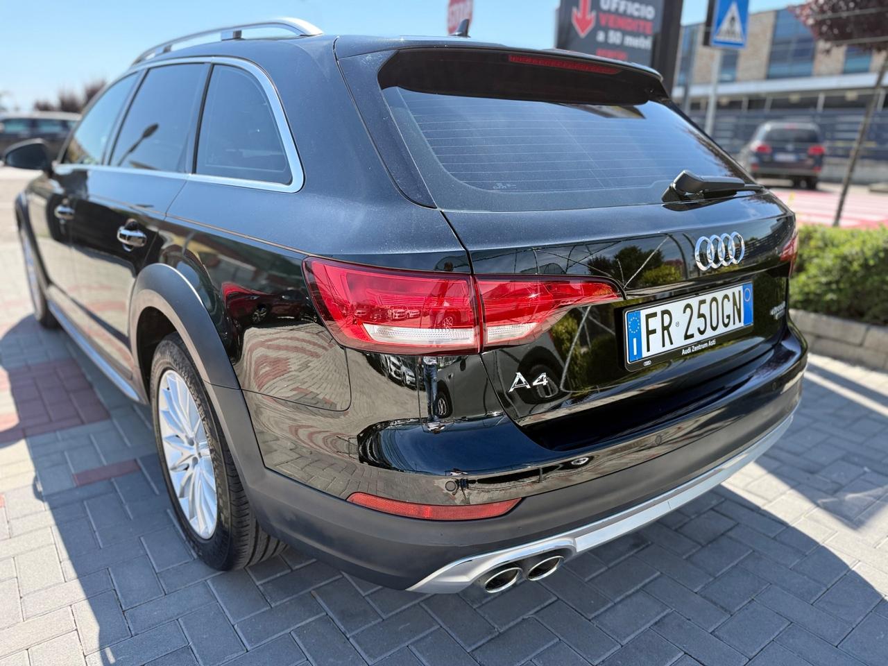 Audi A4 allroad 2.0 TDI 163CV S tronic Business Evolution
