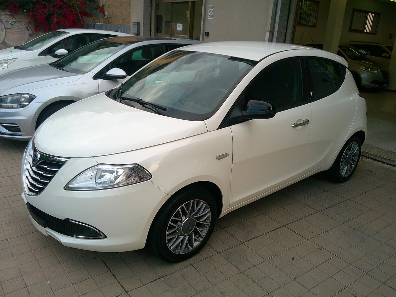 Lancia Ypsilon 1.3 MJT 16V 95 CV 5 porte S&S Gold