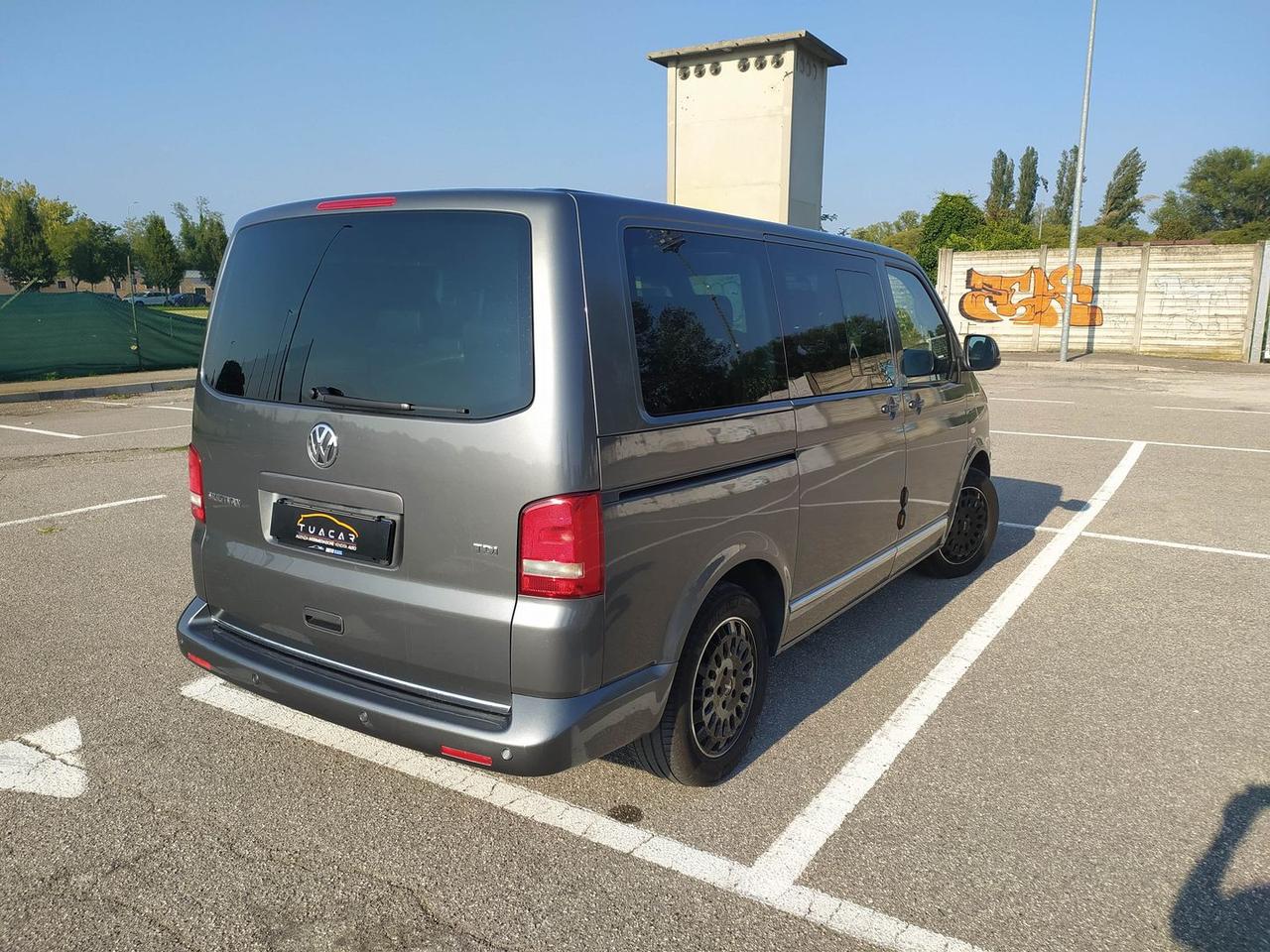 Volkswagen Multivan T5 Highline 2.0 BiTDI #11905