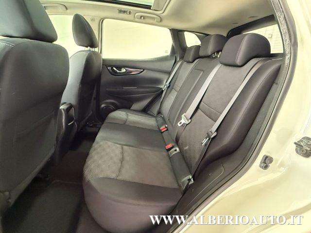 NISSAN Qashqai 1.5 dCi Acenta Premium 360°