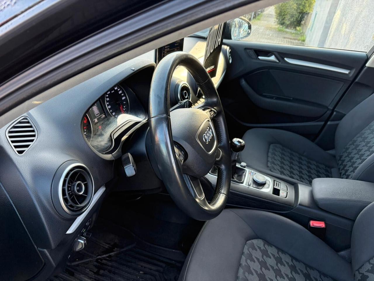 AUDI A3 SPORTBACK - FINANZIABILE