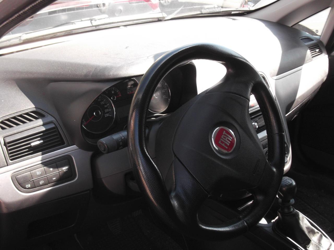 Fiat Punto 1.4 8V 5 porte Natural Power Easy - 01