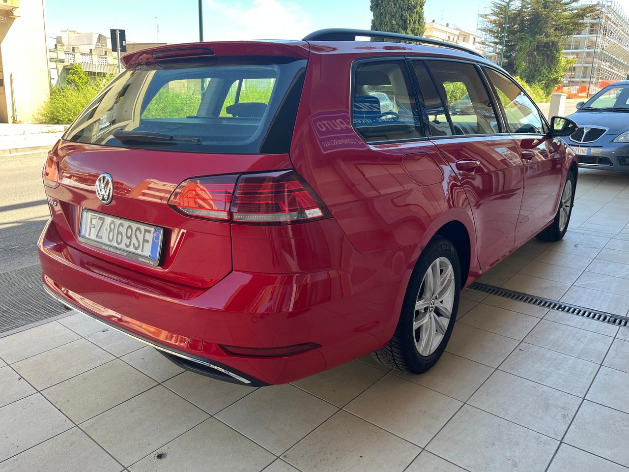 Volkswagen Golf Variant 1.6 TDI 115 CV Business