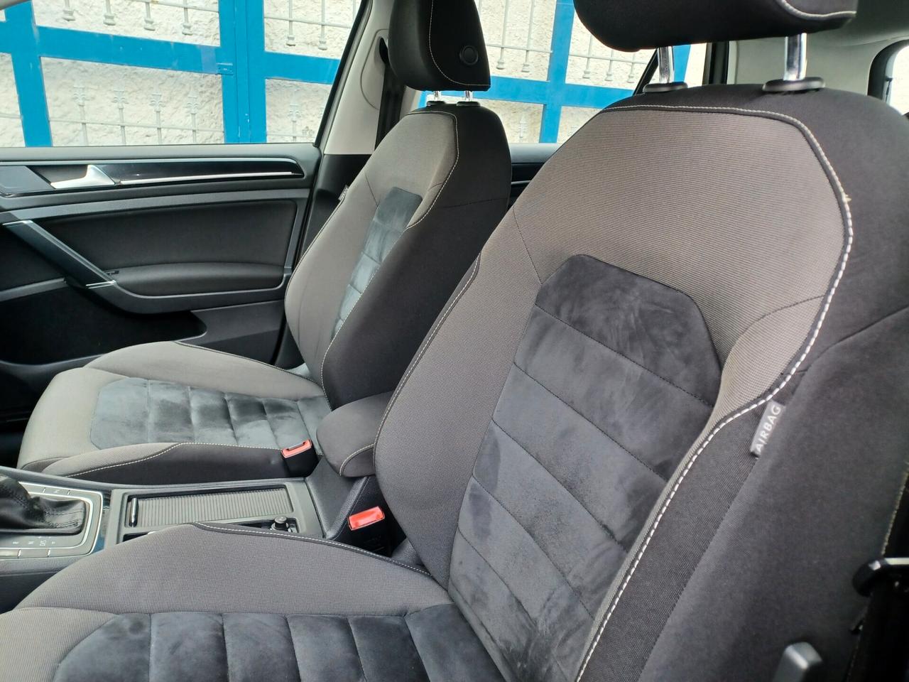 Volkswagen Golf 1.6 TDI DSG 5p. Highline 2016