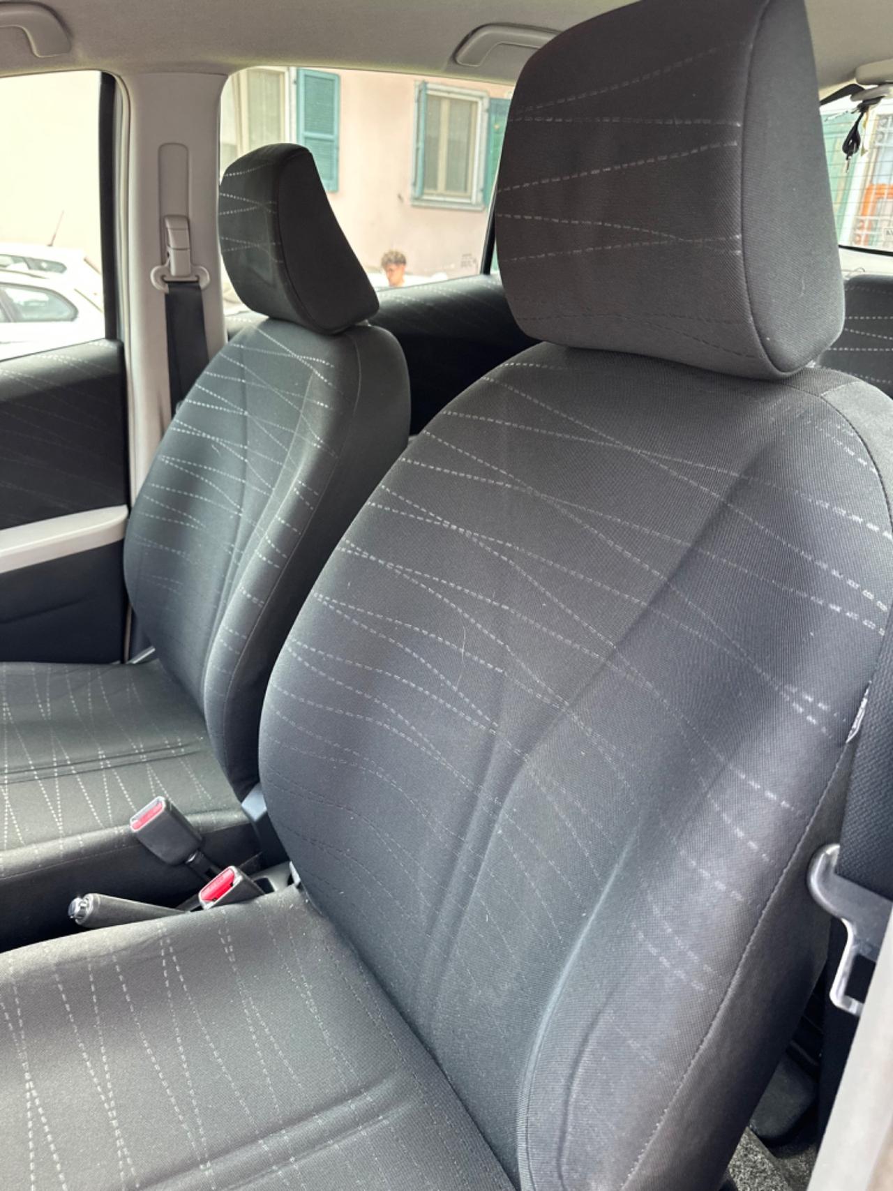 Toyota Yaris 1.3 5P AUTOMATICA SOL NEOPAT KMCERT GARANZ