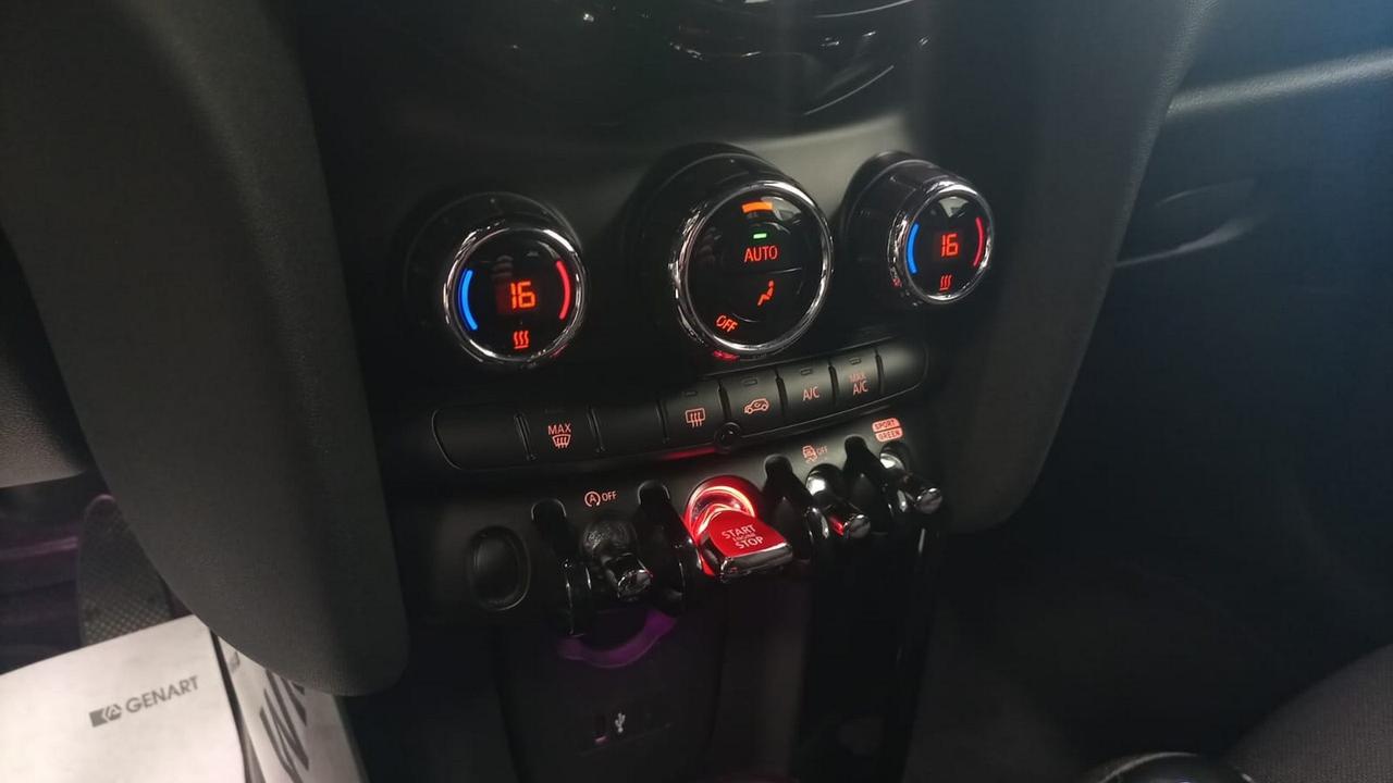 MINI Mini IV F56 2018 3p - Mini 3p 1.5 Cooper D Baker Street auto