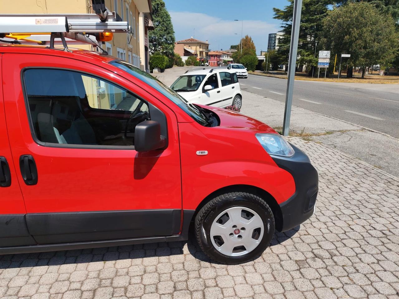 Fiat Fiorino 1.3 MJT 95CV Combinato Adventure