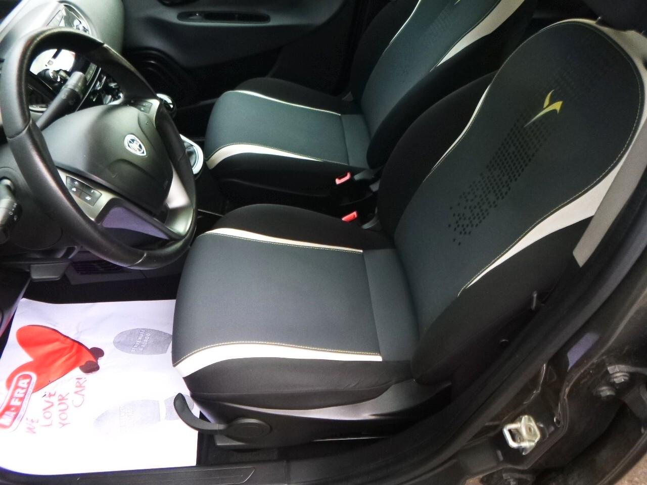 Lancia Ypsilon 1.2 69 CV 5 porte Elefantino,NEOPATENTATI