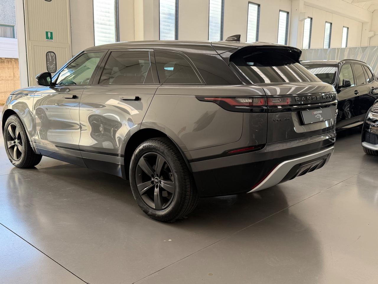 Land Rover Range Velar 2.0D I4 240 CV R-Dynamic SE