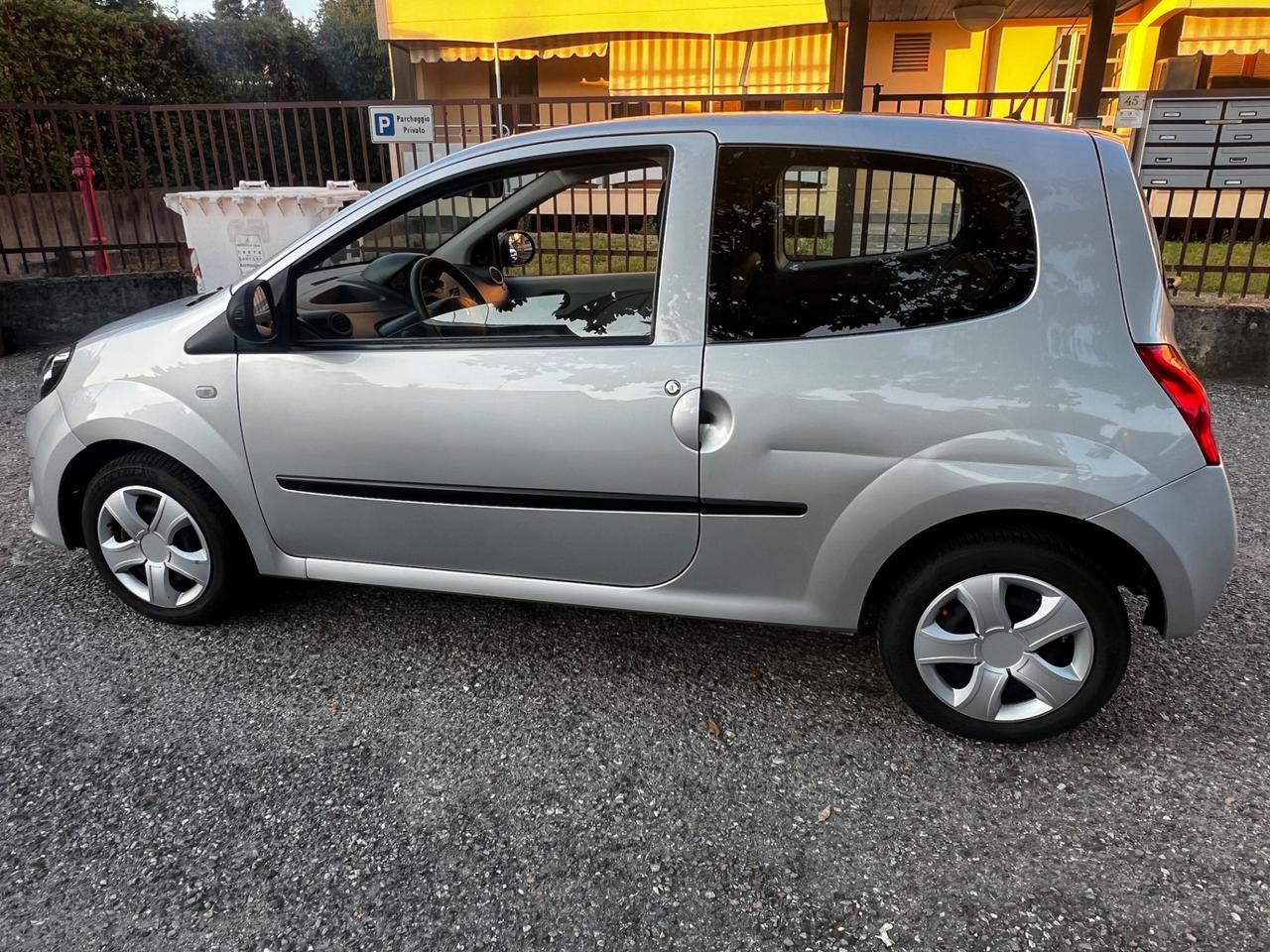 Renault Twingo 1.2 16V Le Iene
