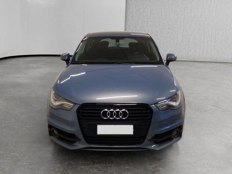 Audi A1 1.6 tdi Attraction 105cv