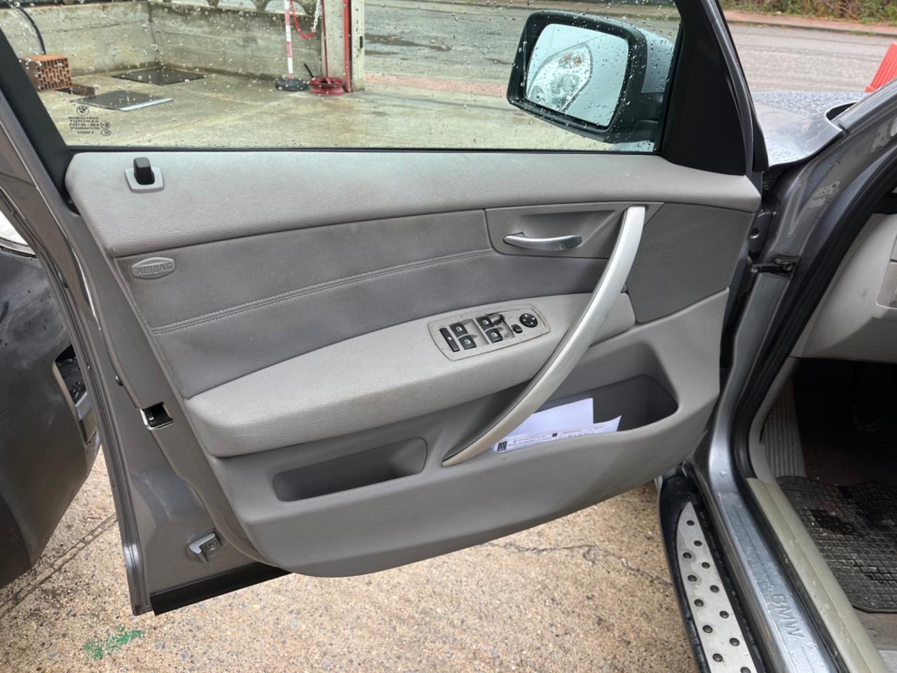 Bmw X3 2.0d cat Futura