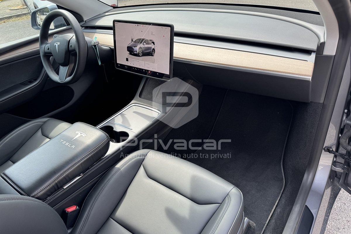TESLA Model Y RWD