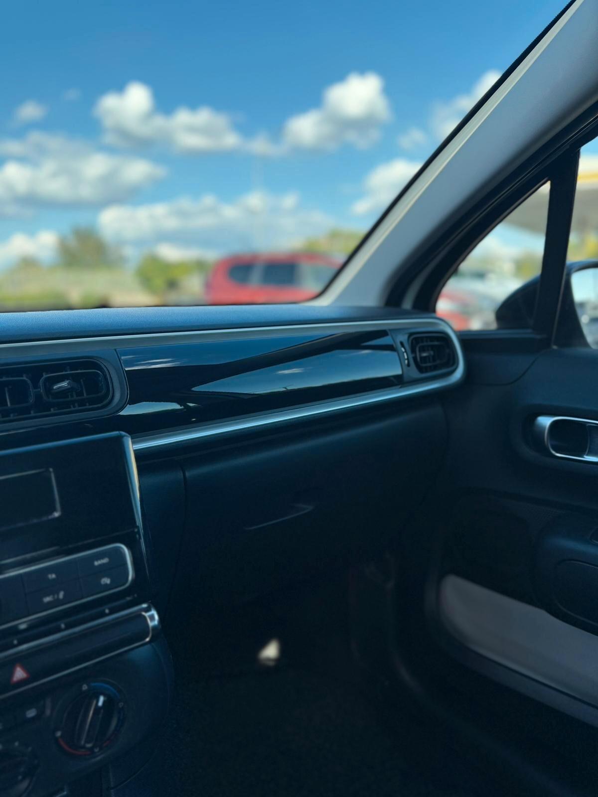 Citroen C3 BlueHDi 100 S&S Shine 2021 iva esposta